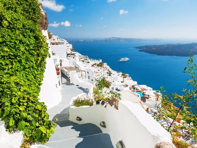 Arquitetura típica de Santorini, Grécia.